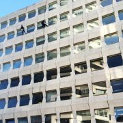 خدمات بدون داربست و با طناب